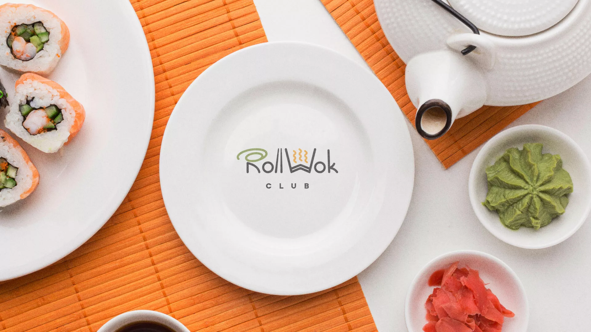 Разработка логотипа и фирменного стиля суши-бара «Roll Wok Club» в Новошахтинске
